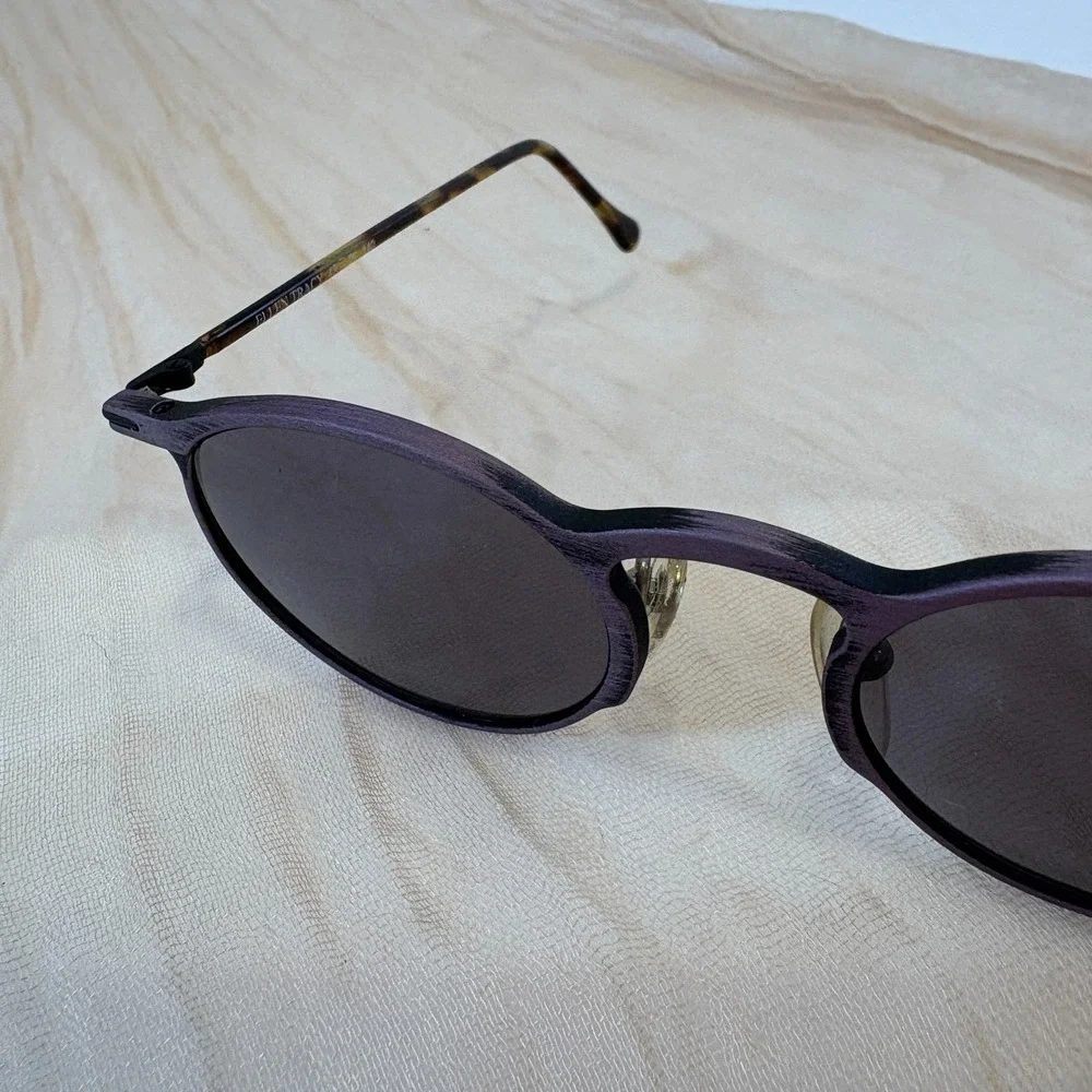 Vintage Ellen Tracy Lavender/Metal‎ Distressed Tinted Oval Sunglasses NEW